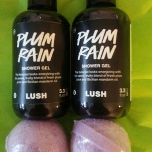 Lush shower gels (reserved, not for sale)